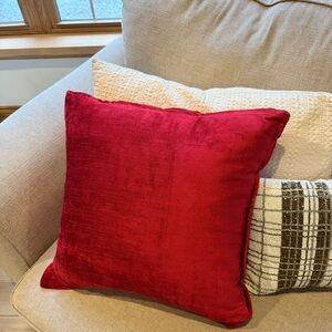 Magaschoni Red Velvet Holiday Accent Pillow